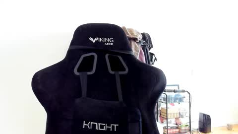 Emma online show from 10-11-25, 10:25