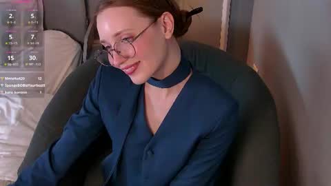 Snapshot of emmasagge chatting on 07-15-26, 07:13 Emma online show from 07-15-26, 07:13