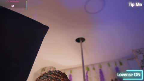 Sara online show from 11-14-25, 11:31