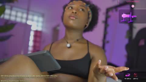 Snapshot of emmasanzoficial chatting on 02-27-26, 12:05 Sara online show from 02-27-26, 12:05