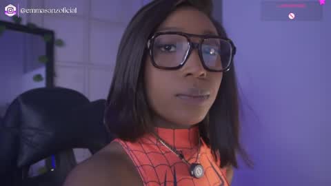 Snapshot of emmasanzoficial chatting on 05-01-26, 11:26 Sara online show from 05-01-26, 11:26