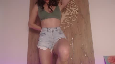 emmastinsen online show from 05-27-26, 04:53