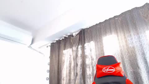 Emma online show from 12-20-24, 09:43