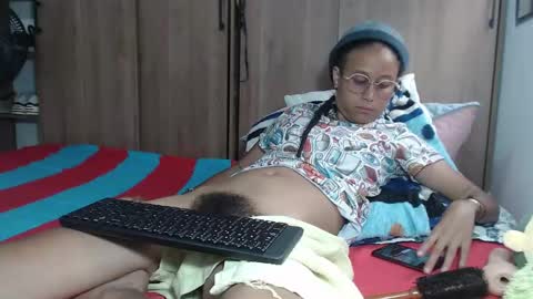 emmasweet95 online show from 03-01-25, 07:37