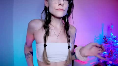 RH-NEGATIVE GREEN-EYED BAELIEN online show from 05-01-26, 02:54