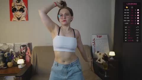 Mia online show from 12-04-25, 04:11