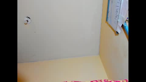 Snapshot of emmawuilian chatting on 01-24-25, 04:49 hi im emmalina welcome to your happy place online show from 01-24-25, 04:49