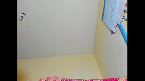 Snapshot of emmawuilian chatting on 02-25-25, 04:53 hi im emmalina welcome to your happy place online show from 02-25-25, 04:53
