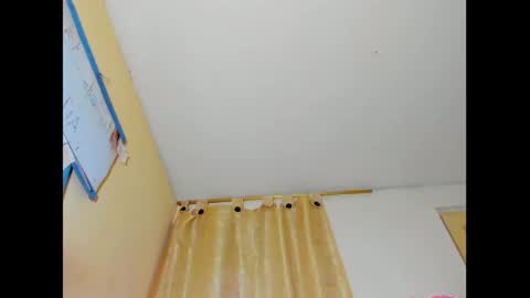 Snapshot of emmawuilian chatting on 03-03-25, 12:37 hi im emmalina welcome to your happy place online show from 03-03-25, 12:37
