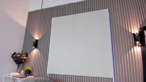 emmazc_ online show from 12-20-25, 09:00