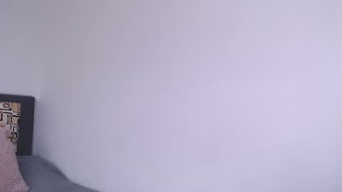 Snapshot of emmi_0 chatting on 10-29-25, 09:38 Emily Independent model online show from 10-29-25, 09:38