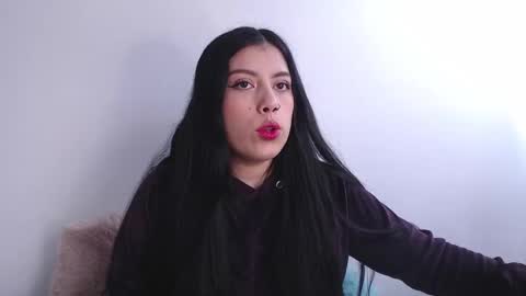 Snapshot of emmi_0 chatting on 10-31-25, 06:53 Emily Independent model online show from 10-31-25, 06:53