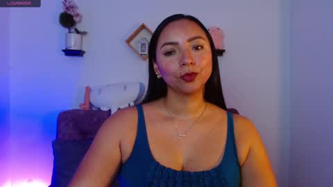 Emmi Cam online show from 09-10-25, 02:44