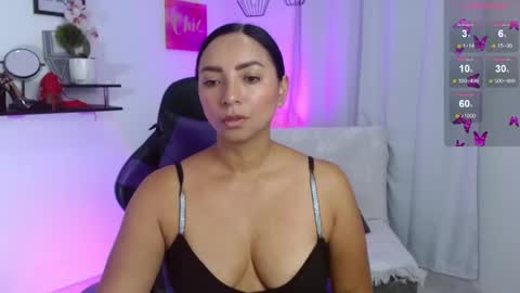Emmi Cam online show from 04-10-26, 01:16