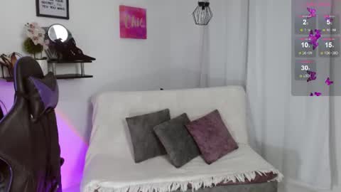 Emmi Cam online show from 06-24-26, 01:10