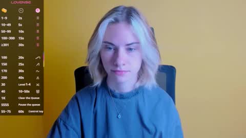 Emmi online show from 09-29-25, 05:12