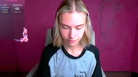 Emmi online show from 10-06-25, 05:16