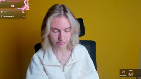 Emmi online show from 10-11-25, 05:39