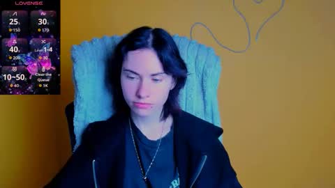 Emmi online show from 05-10-26, 05:23