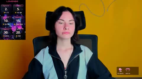 Emmi online show from 05-11-26, 11:16