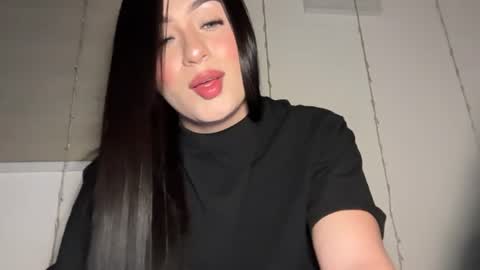 Snapshot of emmicharlotte chatting on 07-26-26, 12:19 Emmi online show from 07-26-26, 12:19