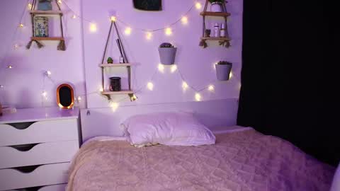 emmie_everly online show from 10-09-25, 07:23