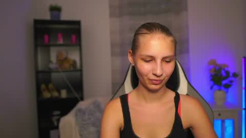 Emmie online show from 06-27-26, 06:57