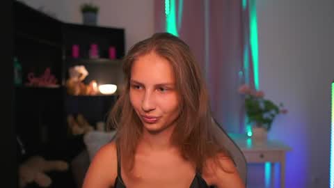 Emmie online show from 07-29-26, 06:39