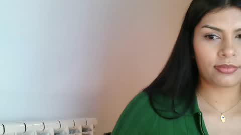 Snapshot of emmie_xxx chatting on 02-17-25, 11:34 emmie online show from 02-17-25, 11:34