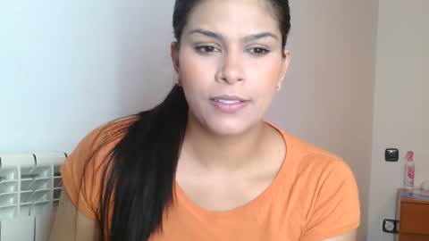 Snapshot of emmie_xxx chatting on 09-16-25, 08:04 emmie online show from 09-16-25, 08:04