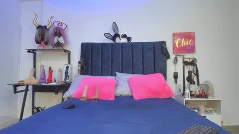          online show from 12-14-24, 03:04