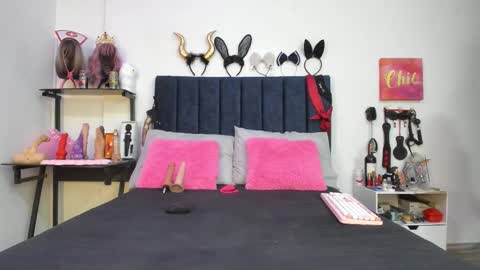          online show from 10-21-25, 12:39