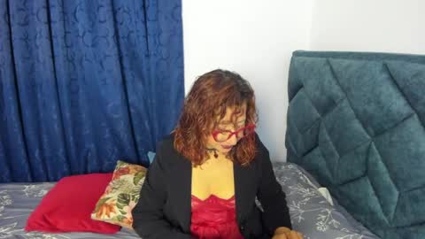 Snapshot of emmilychevalier chatting on 04-21-26, 07:14 Emmily online show from 04-21-26, 07:14