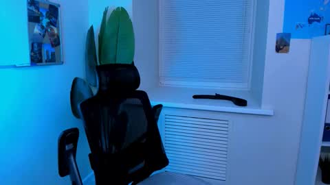 Snapshot of emmit_barker chatting on 03-13-26, 10:00 Emmit online show from 03-13-26, 10:00