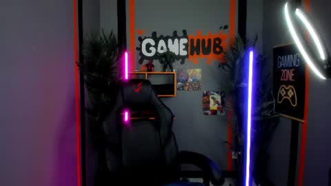 Emmit online show from 06-28-26, 09:21
