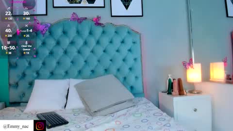 Emmy Lander online show from 01-05-25, 02:08