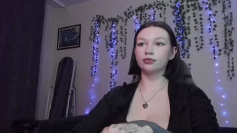 Emily Johny online show from 12-02-24, 12:51