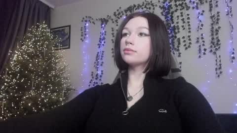 Emily Johny online show from 12-12-24, 09:51