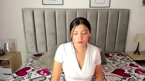 Emily  Laila  online show from 03-10-25, 12:15
