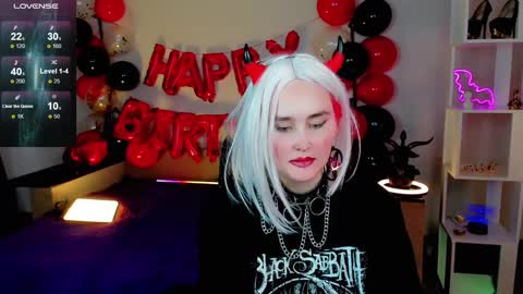 Emmy Bright     50  online show from 02-06-25, 08:07