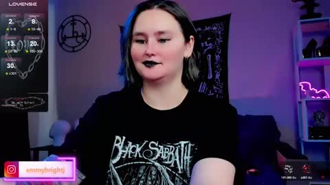 Emmy Bright     50  online show from 03-10-25, 05:43