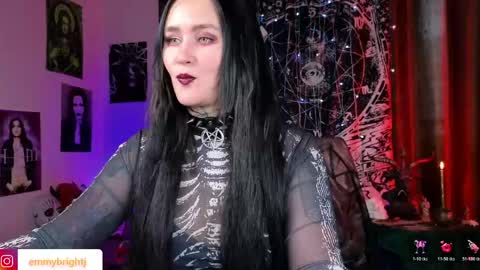 Emmy Bright     50  online show from 05-13-26, 02:09