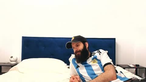 Em online show from 06-08-26, 01:50