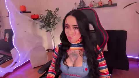 Snapshot of emmyevans1 chatting on 10-02-25, 07:54 Emmy Evans online show from 10-02-25, 07:54