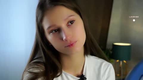 Emmy online show from 10-06-25, 01:14