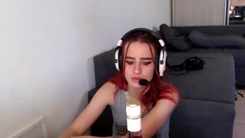 Emmymy favourite tips100035122212377pvt open online show from 12-28-24, 07:00