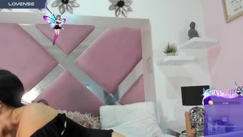 emmymiller1 online show from 01-25-25, 08:10