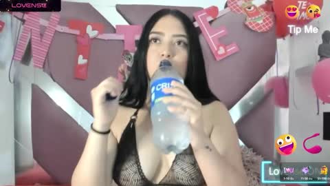 emmymiller1 online show from 03-04-25, 08:27