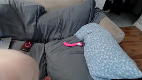 EmoDream1998 online show from 12-31-24, 10:37