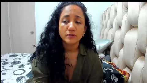 emperatriztapia online show from 10-06-25, 12:08